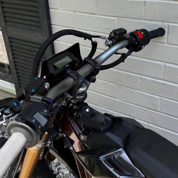 Ultra bee titanium bolt kit for handle bars